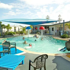 caloundra-waterfront-holiday-park.hotelssunshinecoast.net/